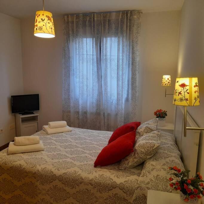 Precioso Apartamento A Pie De Montanas Y Playas Карренья-де-Кабралес Экстерьер фото